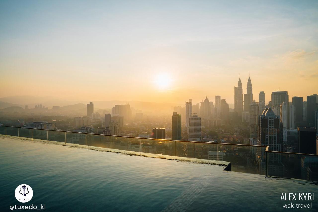Tuxedo Kl No.1 Rooftop Pool W Skyscraper Views Hotel Kuala Lumpur Esterno foto