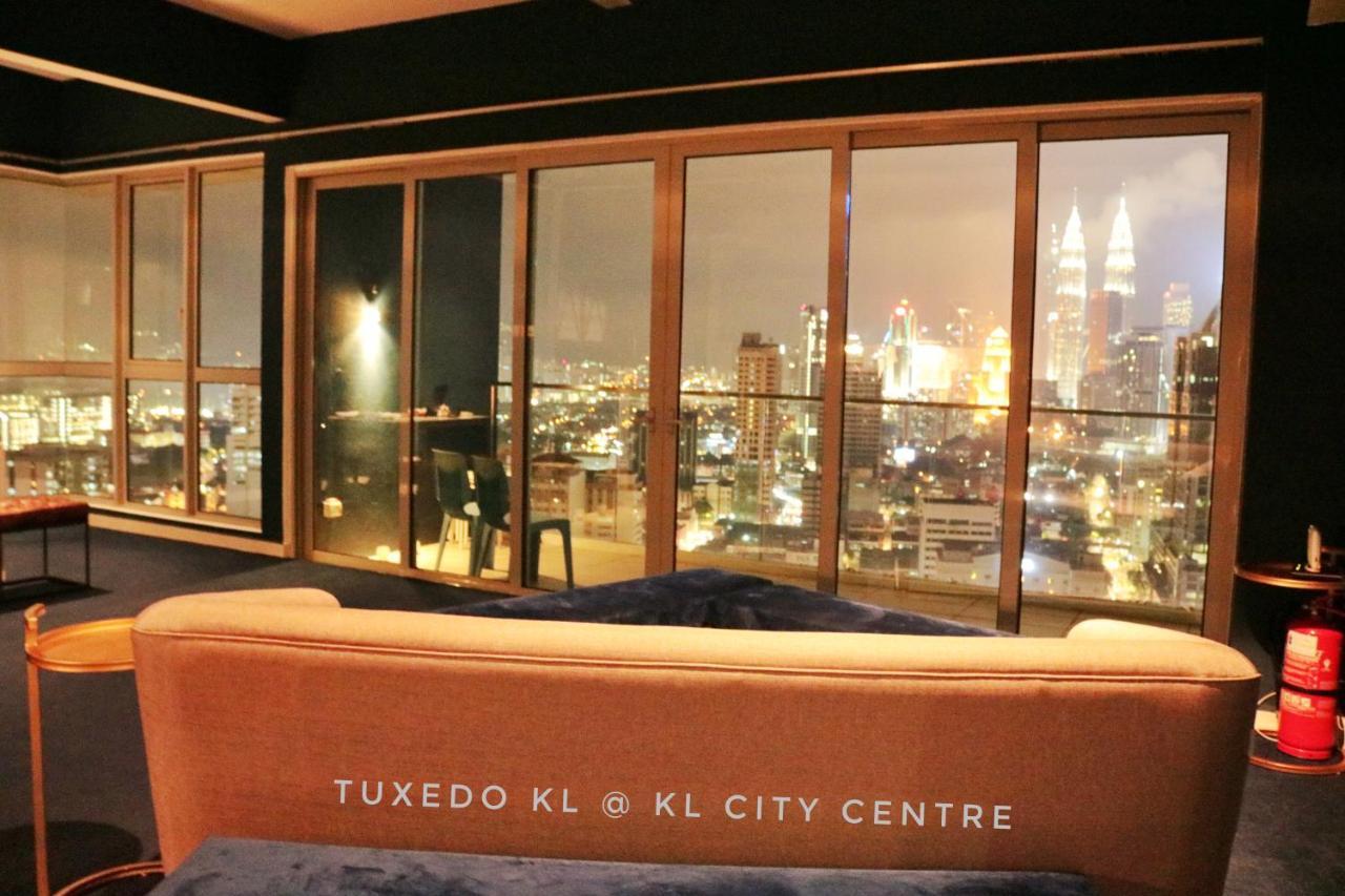 Tuxedo Kl No.1 Rooftop Pool W Skyscraper Views Hotel Kuala Lumpur Esterno foto